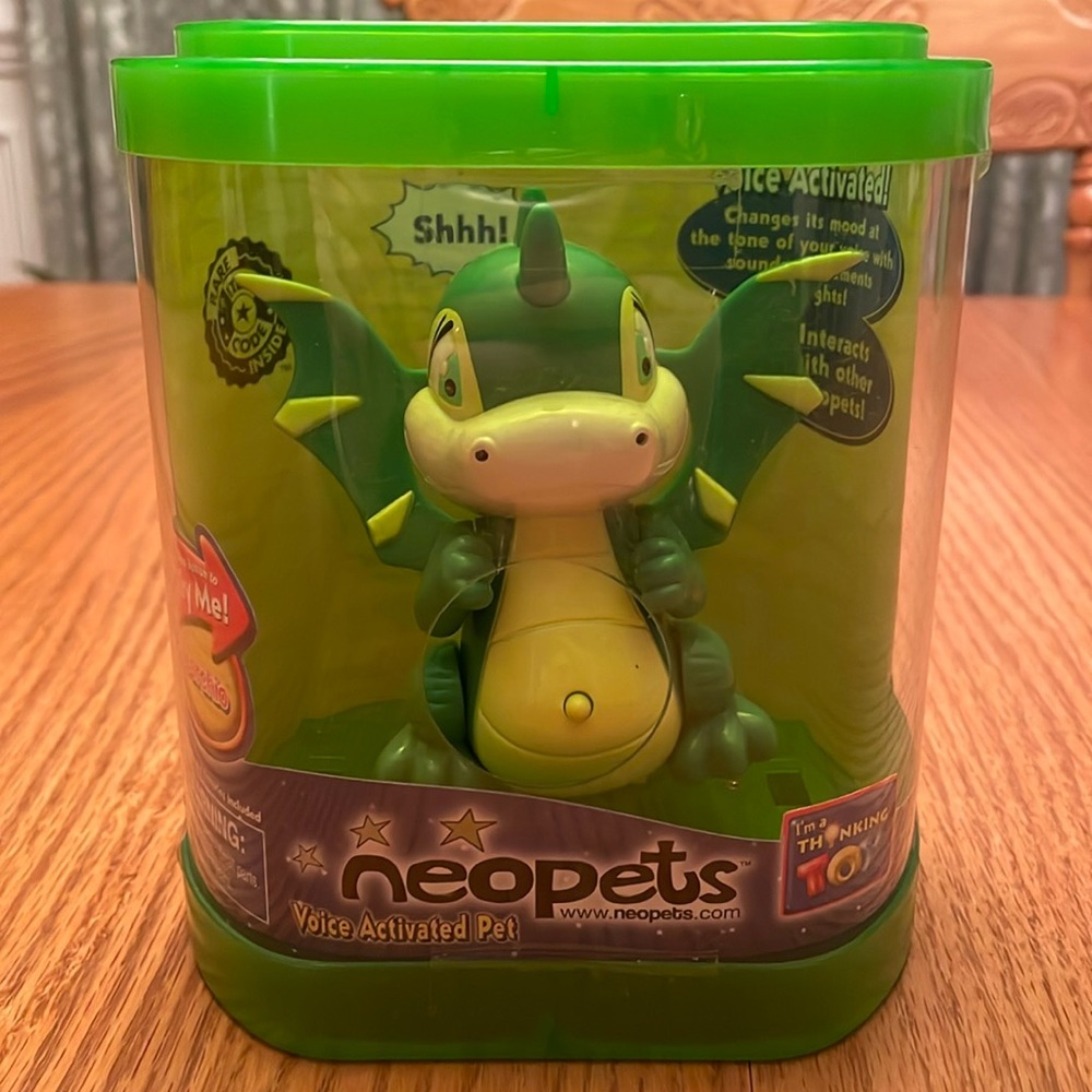 🩶 Neopets ‘Scorchio’ Voice Activated Pet NIB